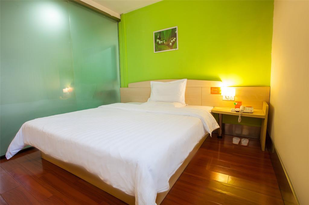 7Days Inn Shanghai Lujiazui Szoba fotó