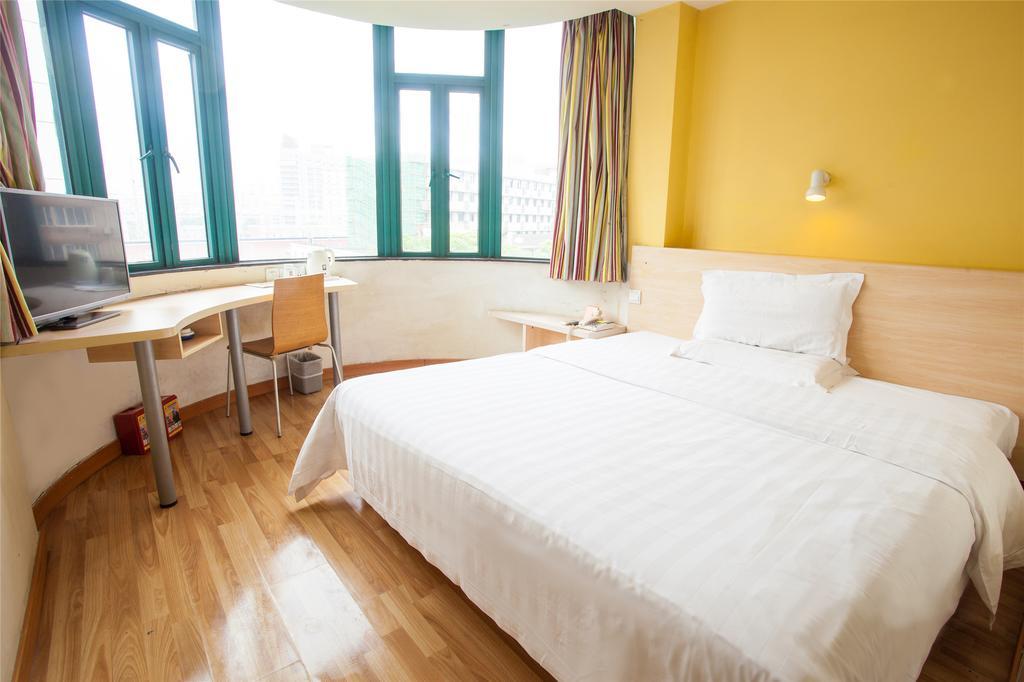 7Days Inn Shanghai Lujiazui Kültér fotó