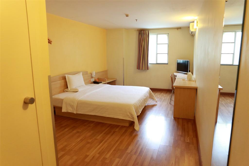 7Days Inn Shanghai Lujiazui Kültér fotó